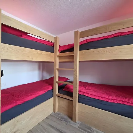 Duglacier A3 Apartment